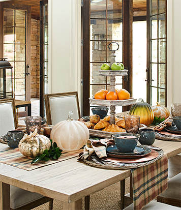 OUTDOOR LIVING